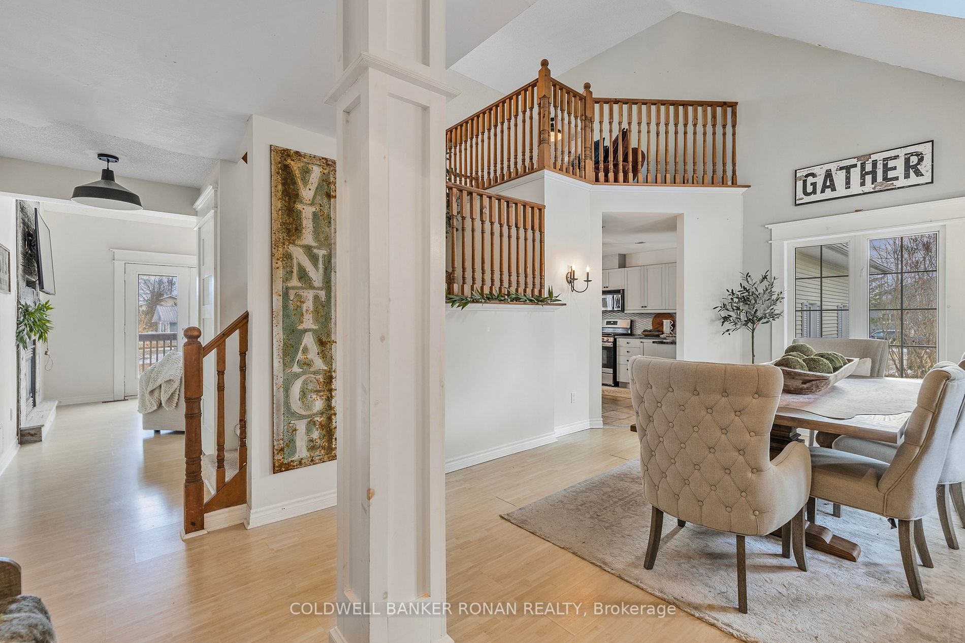 984 Little Cedar Ave