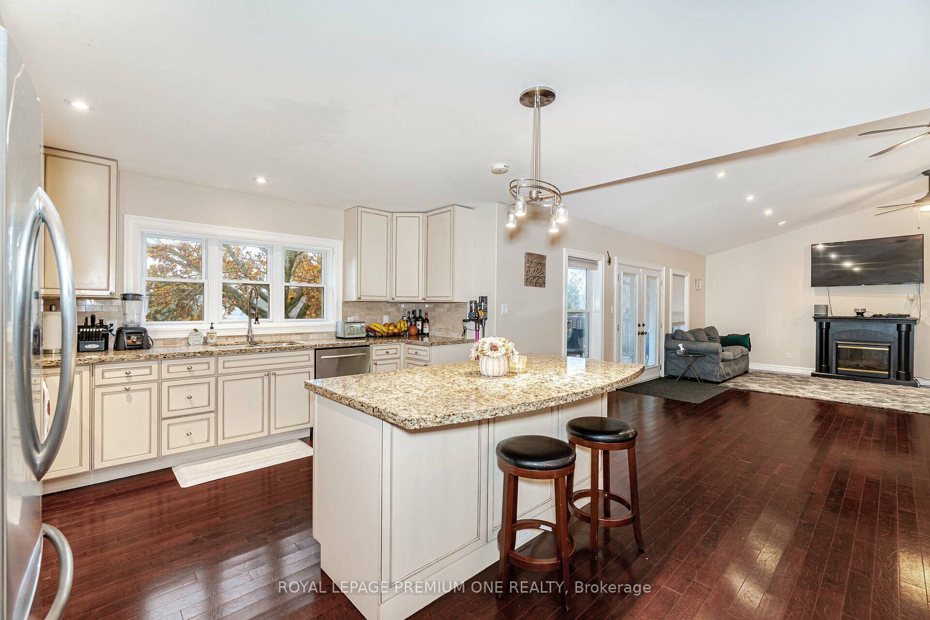 7132 County Rd 27 Road