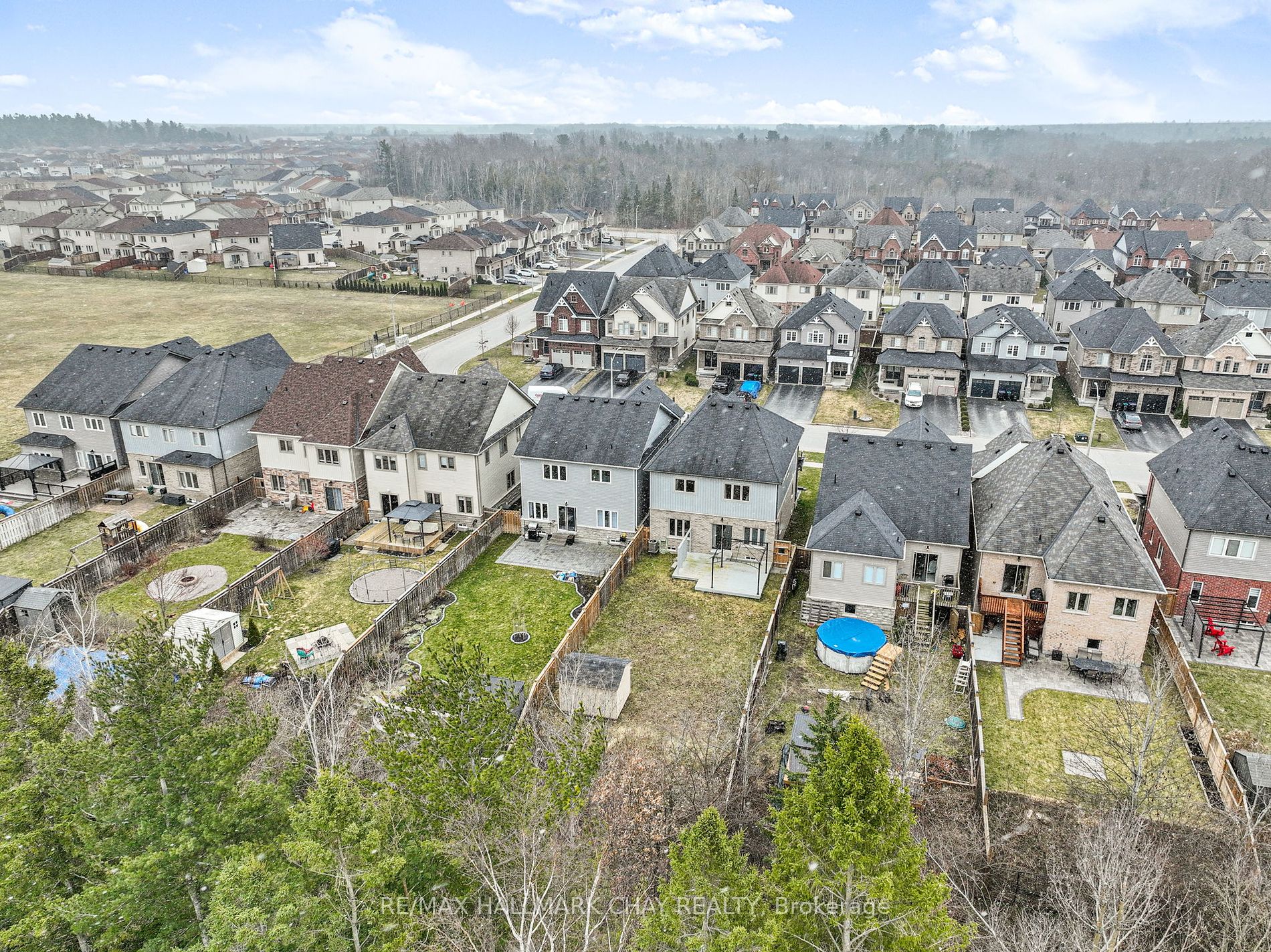 40 Decarolis Crescent