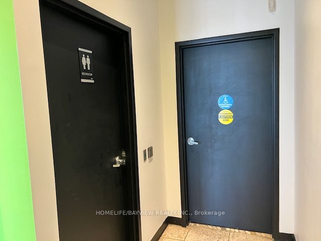 86 Young St, #2
