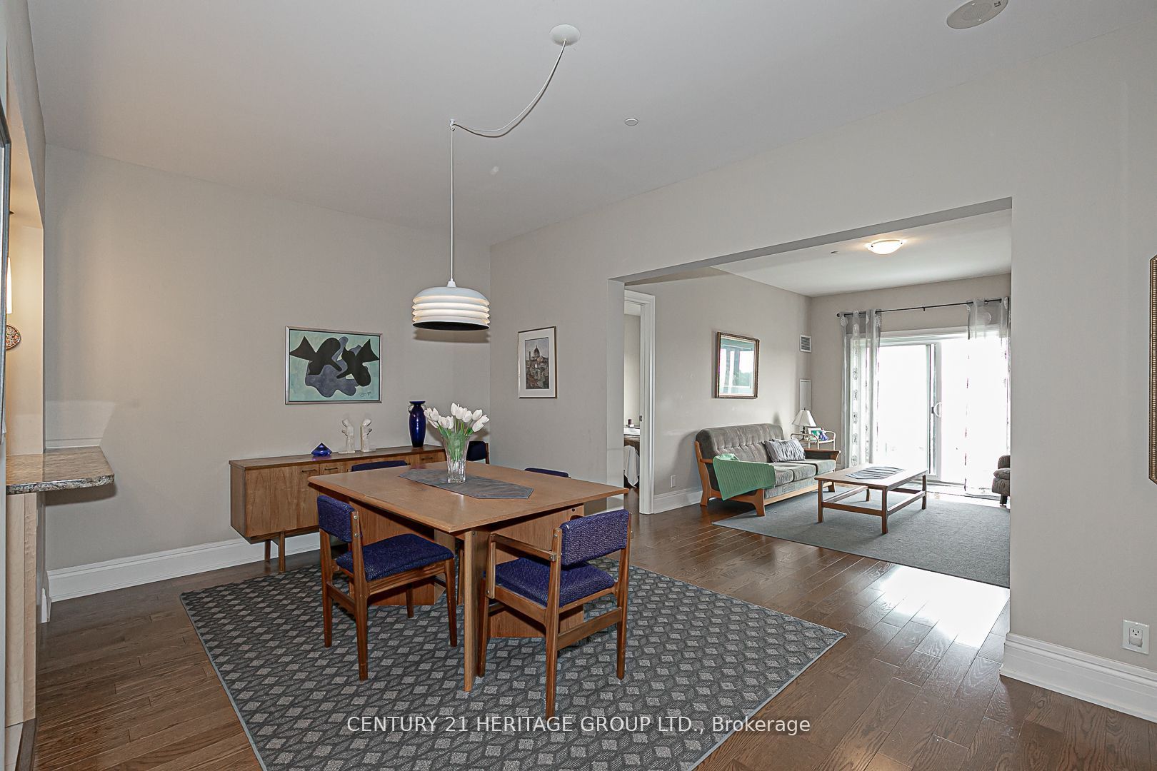80 Burns Blvd, #321