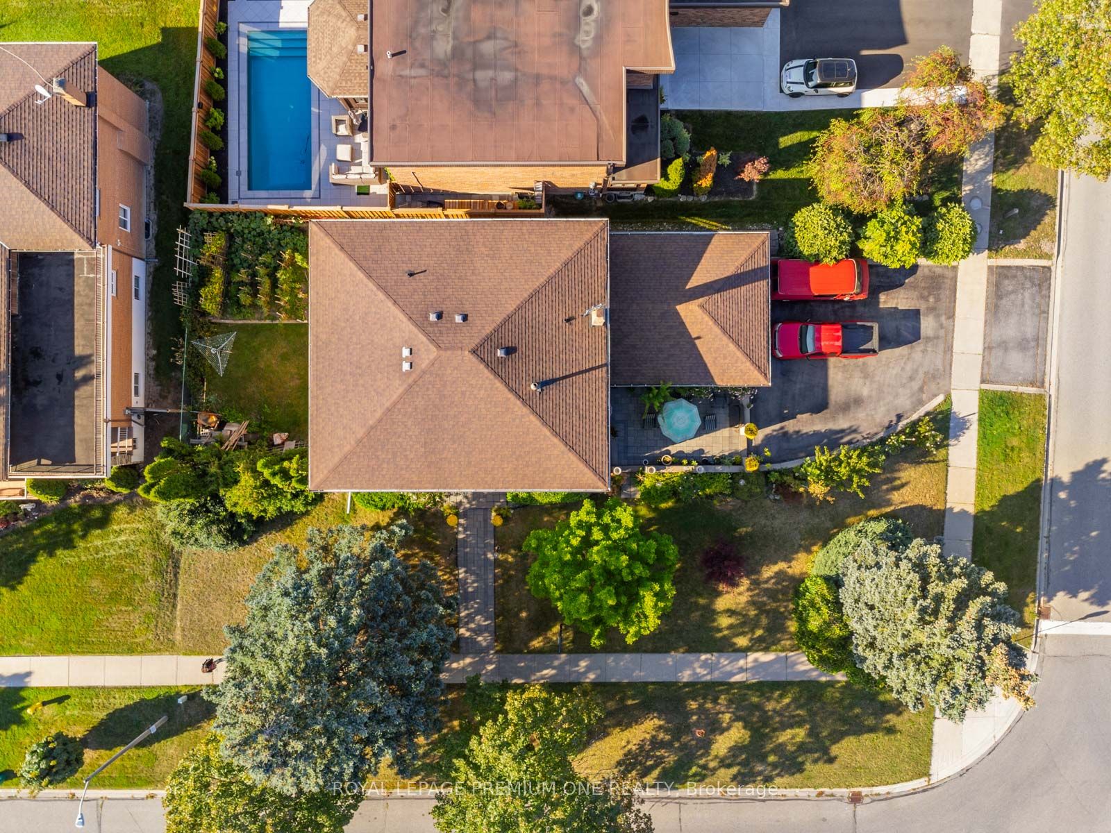 96 Wigwoss Dr S