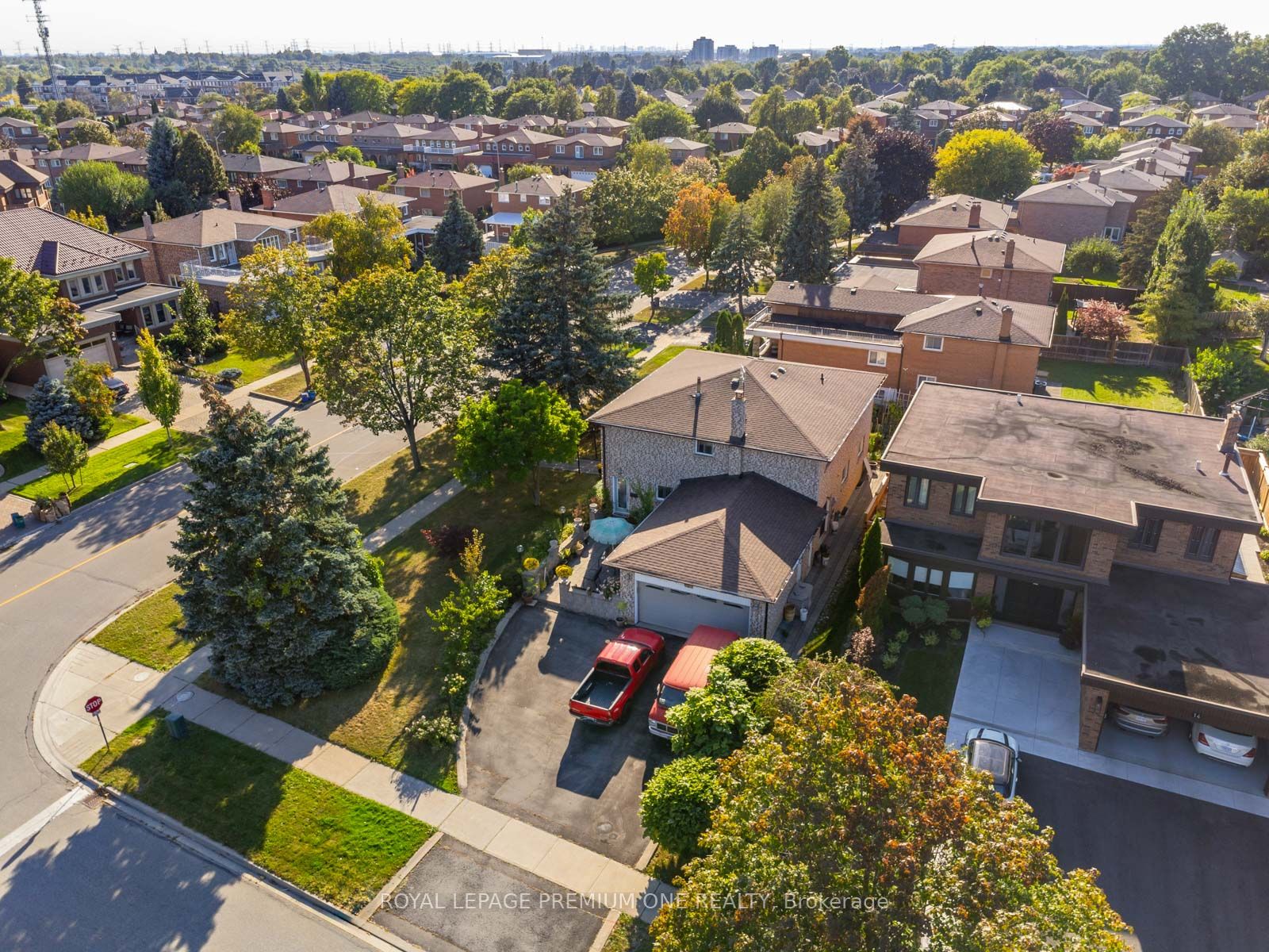 96 Wigwoss Dr S