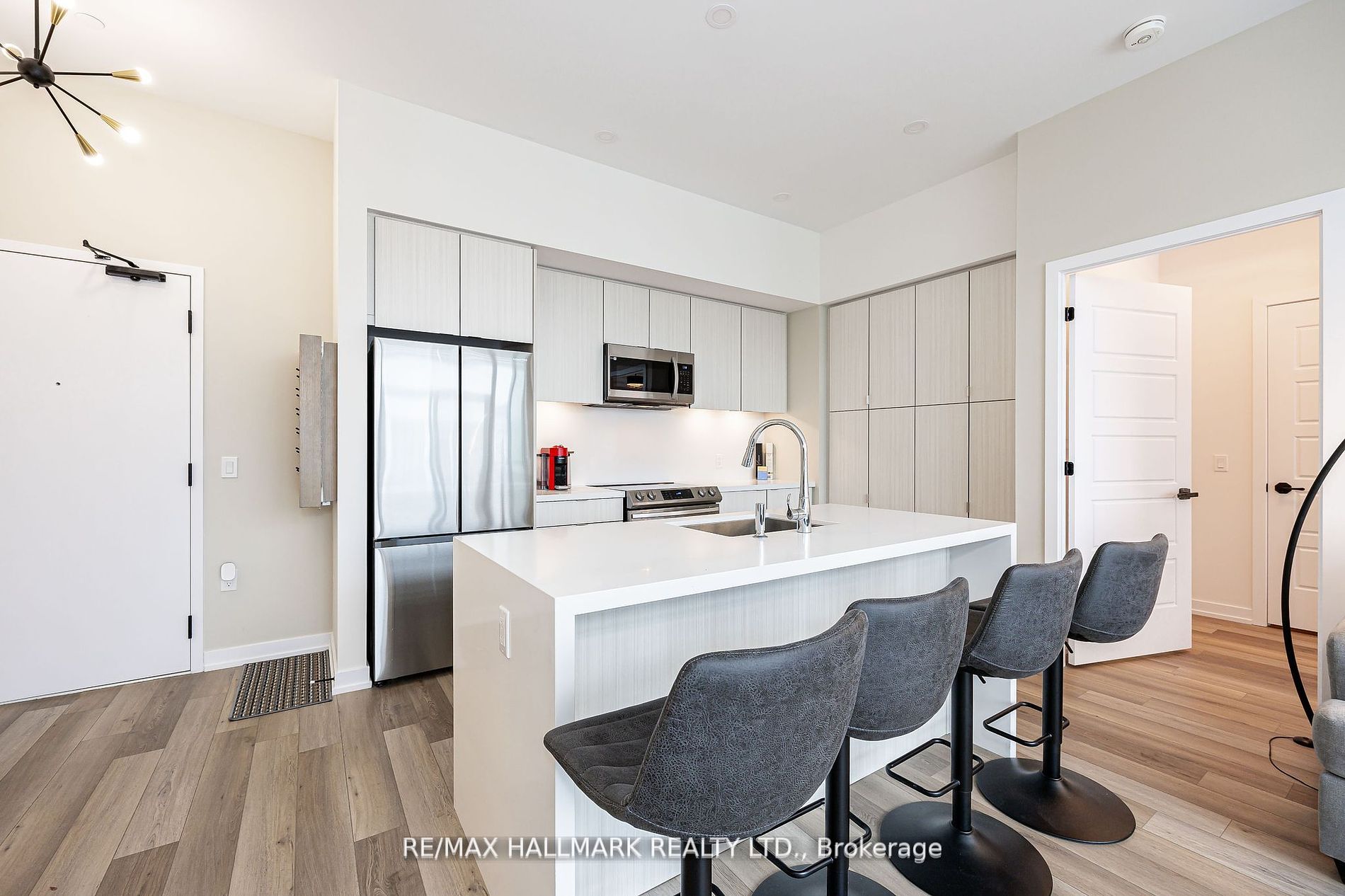 415 Sea Ray Avenue, #432