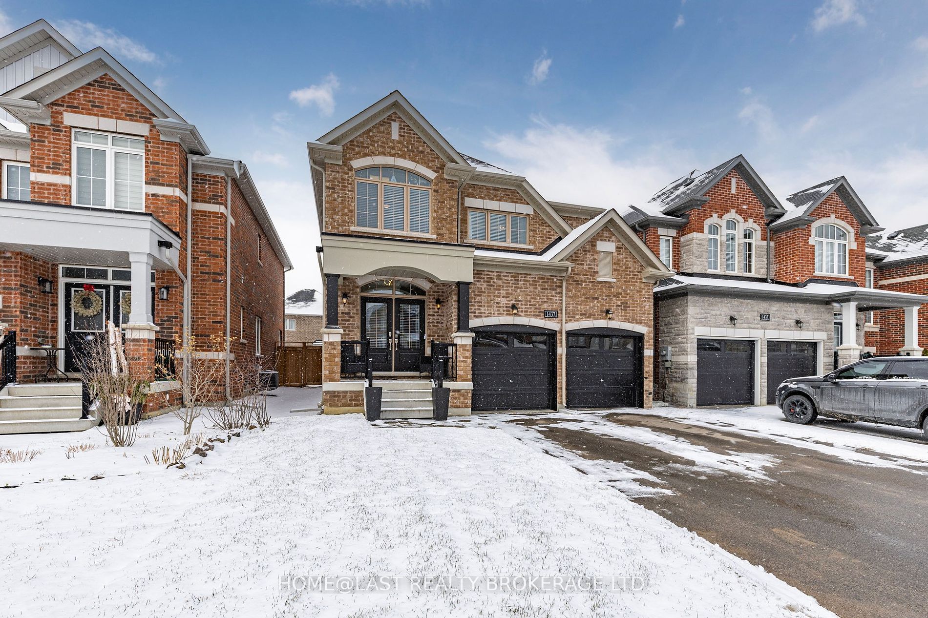1437 Farrow Crescent