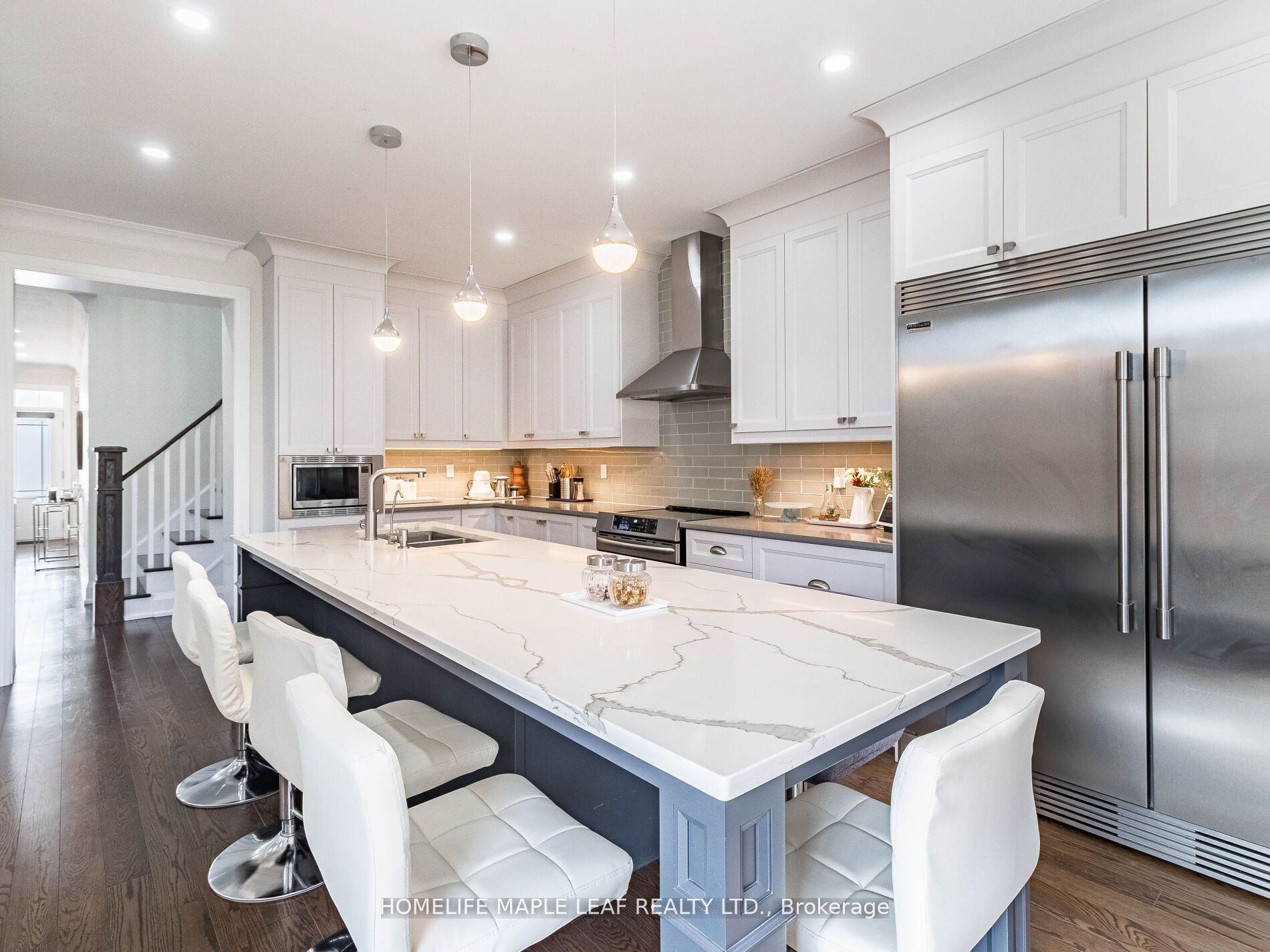 47 HAWKE Crescent