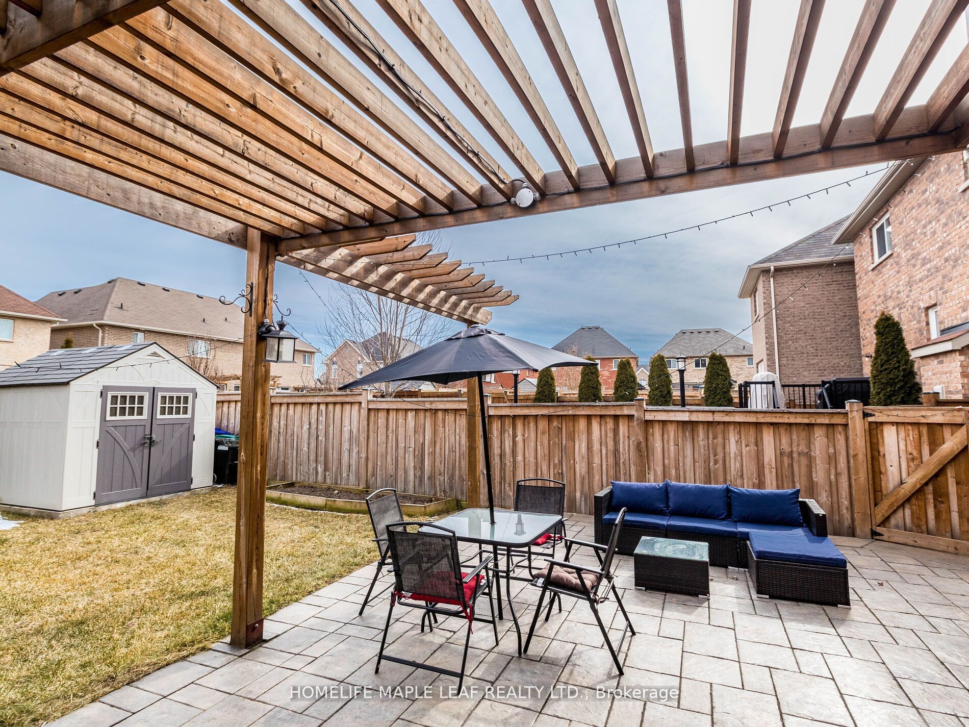 47 HAWKE Crescent