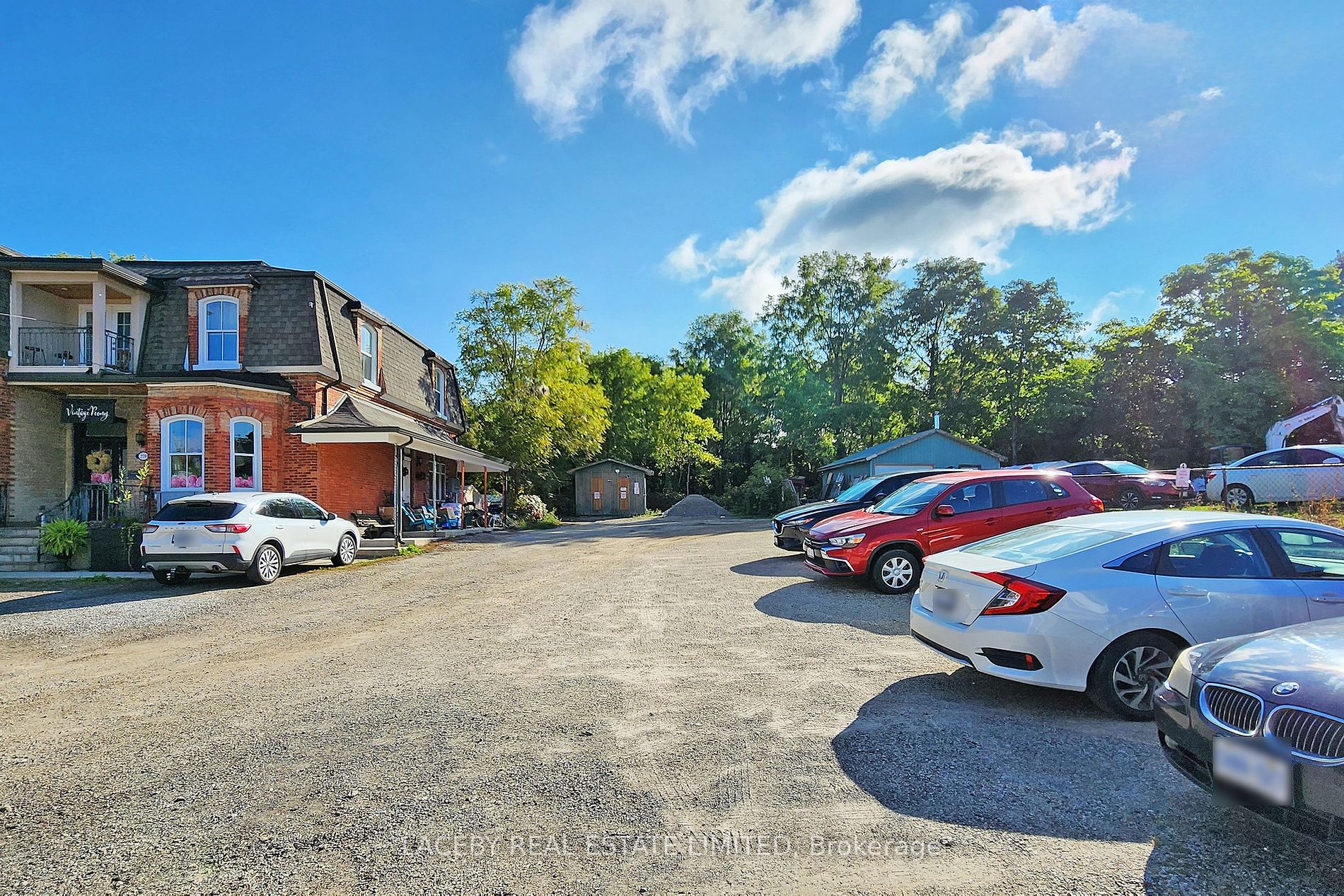 250 Main St, #4