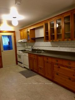 250 Main St, #4
