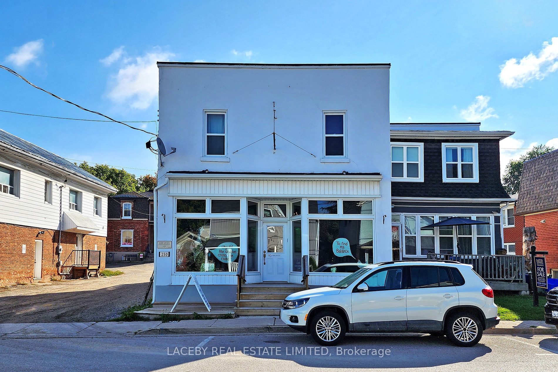 250 Main St, #4