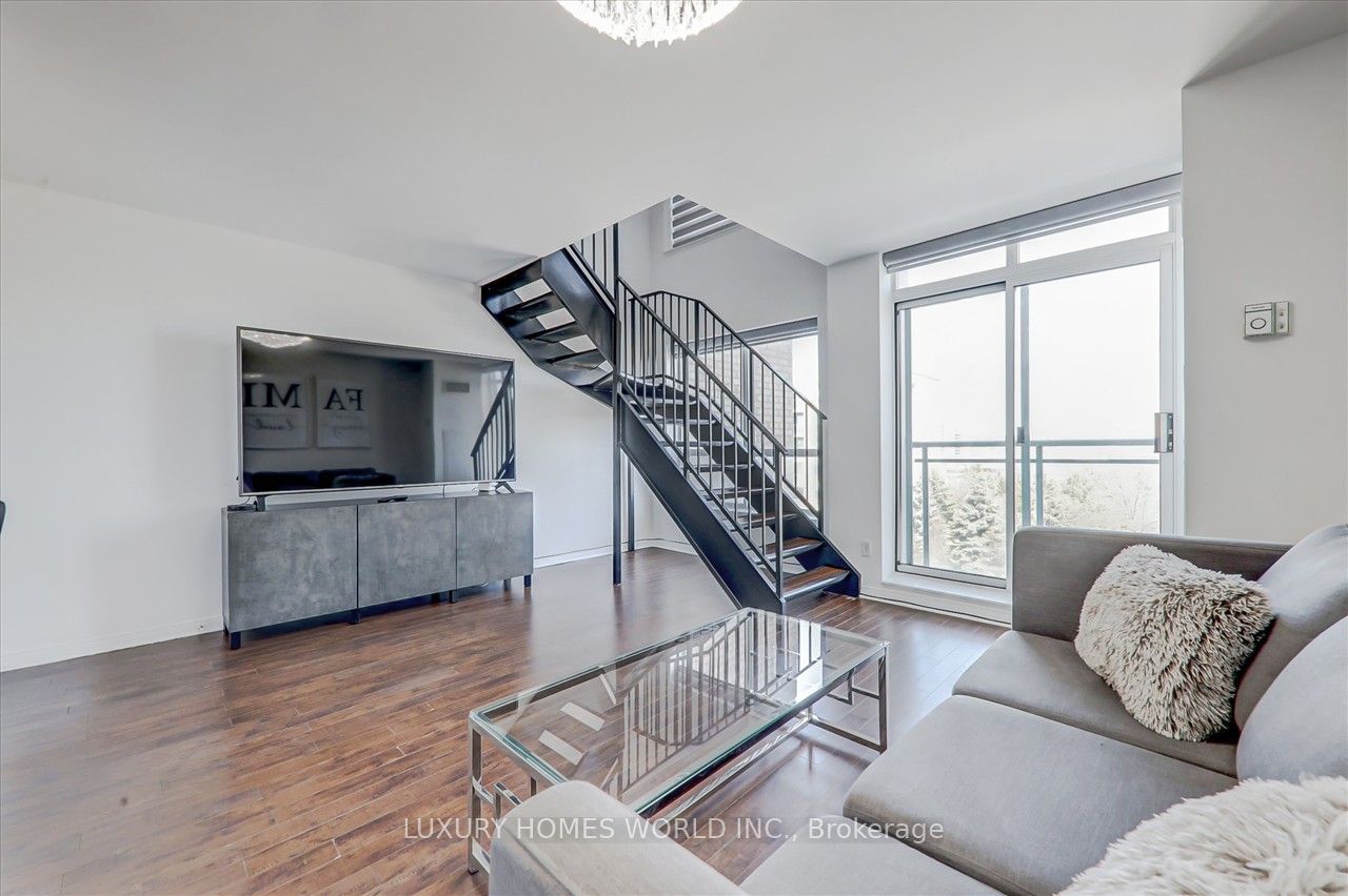 51 Baffin Court #702