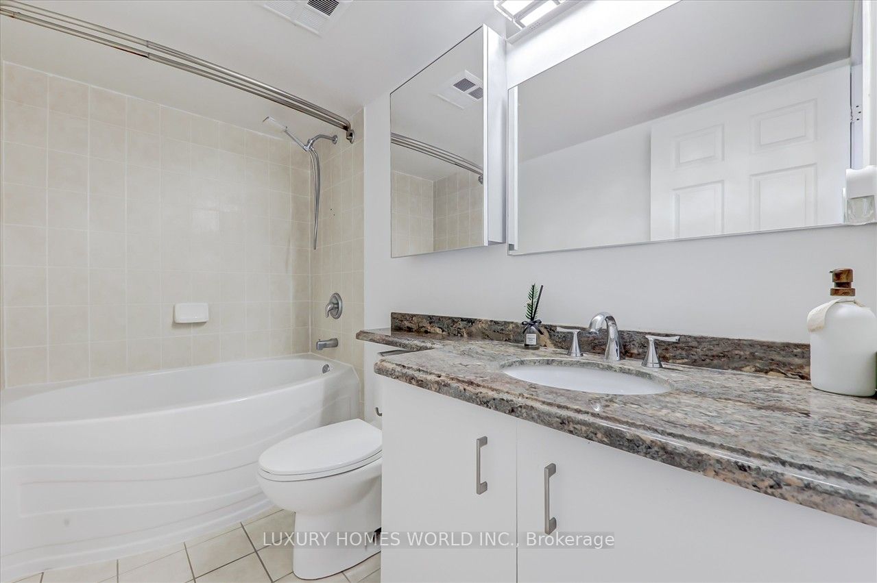 51 Baffin Court #702