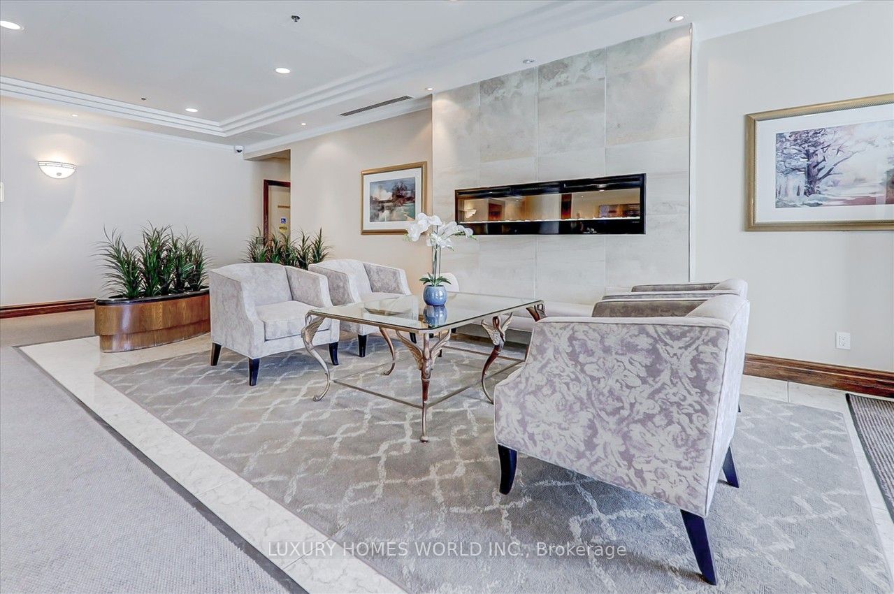51 Baffin Court #702