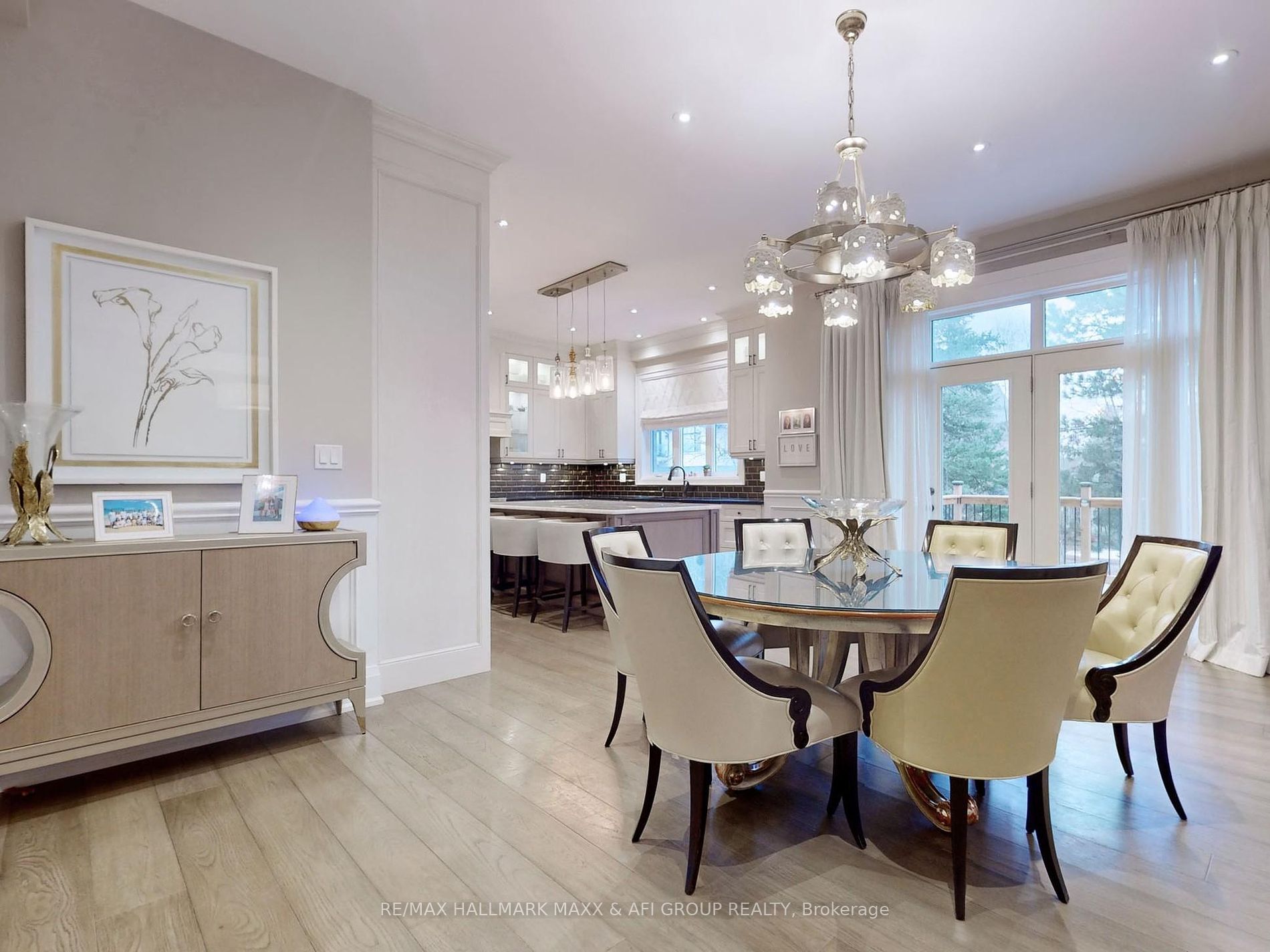 17 PETROLIA Court