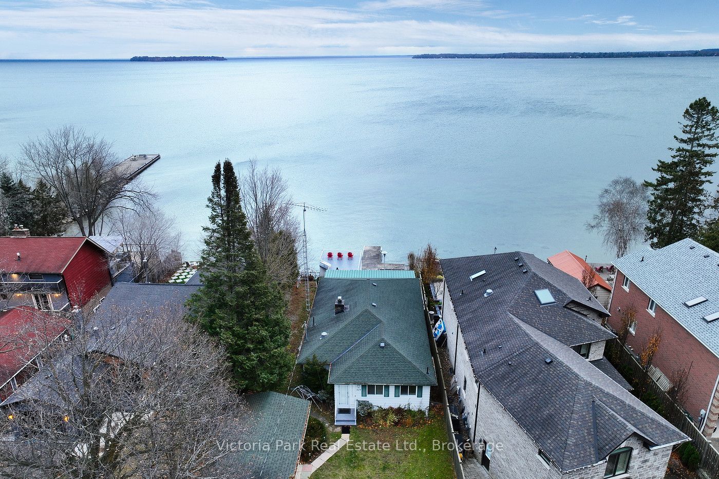 629 Lakelands Avenue