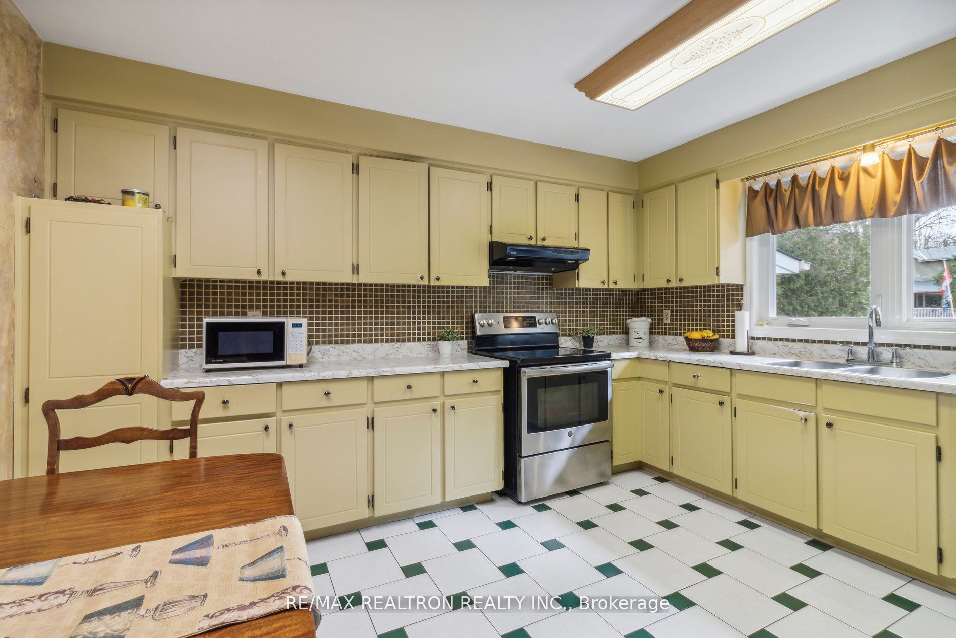 31 Park Cres