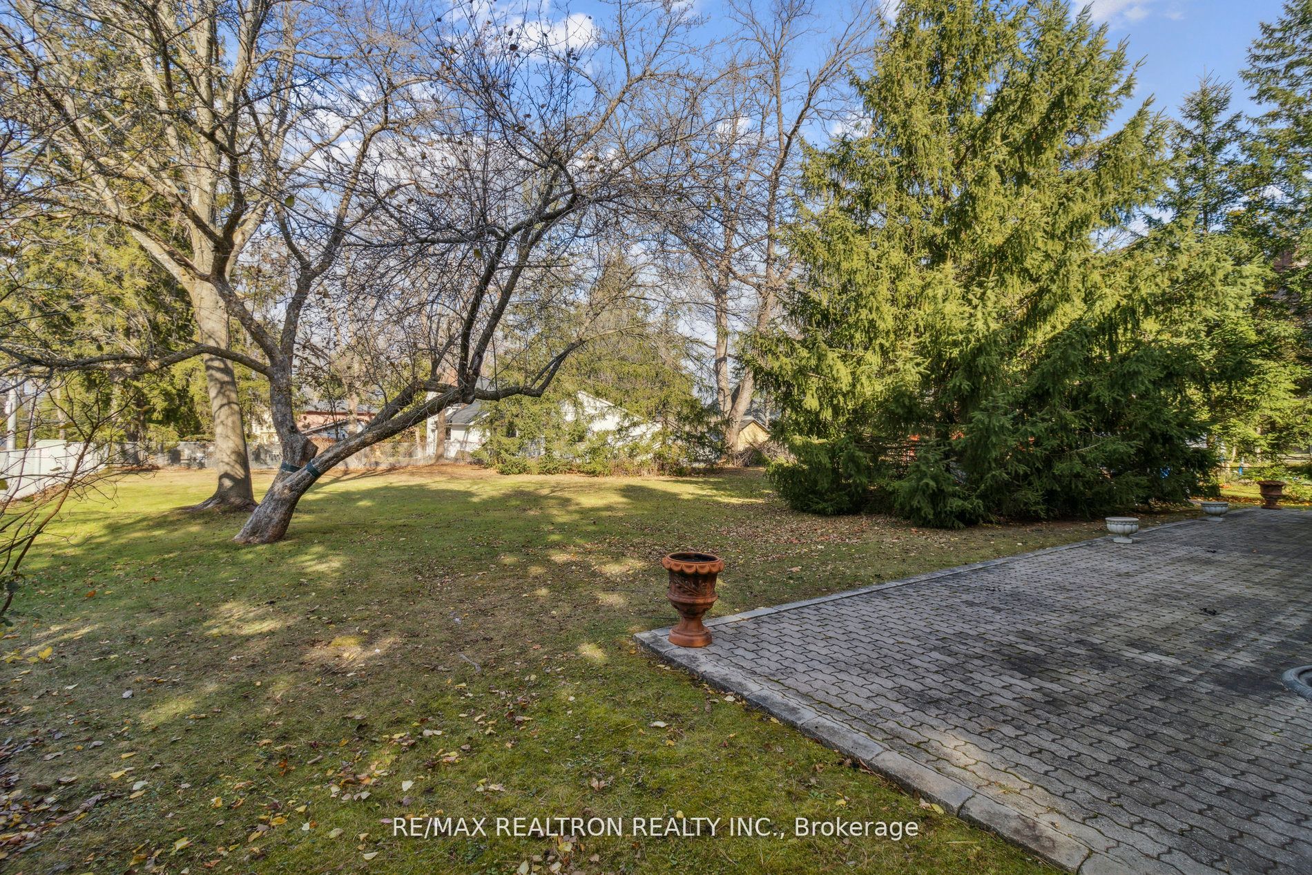 31 Park Cres