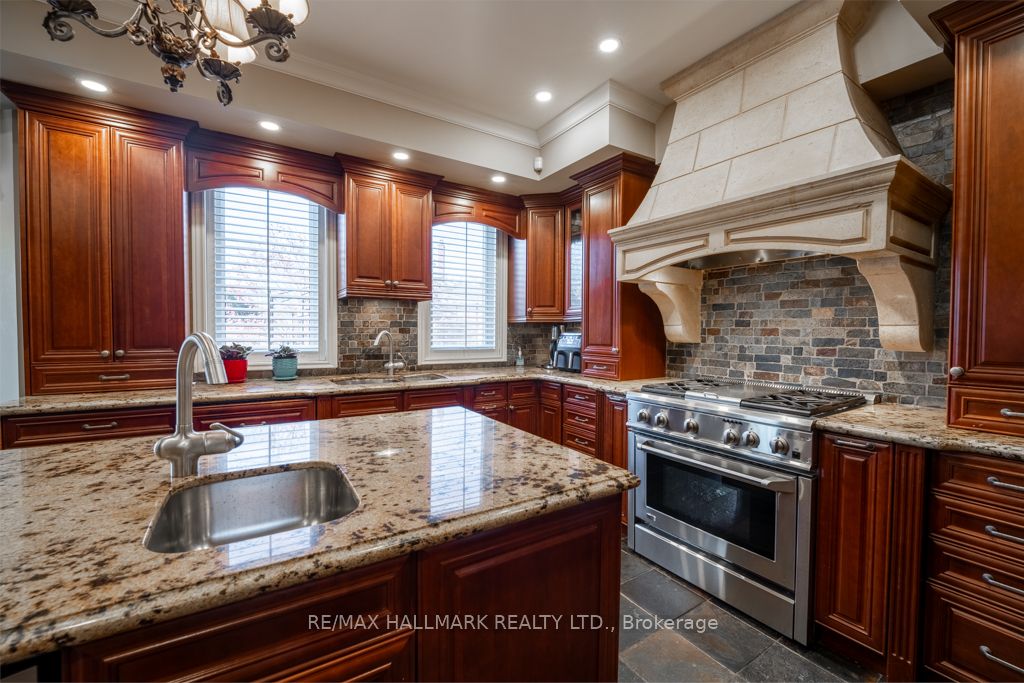 59 Oatlands Crescent