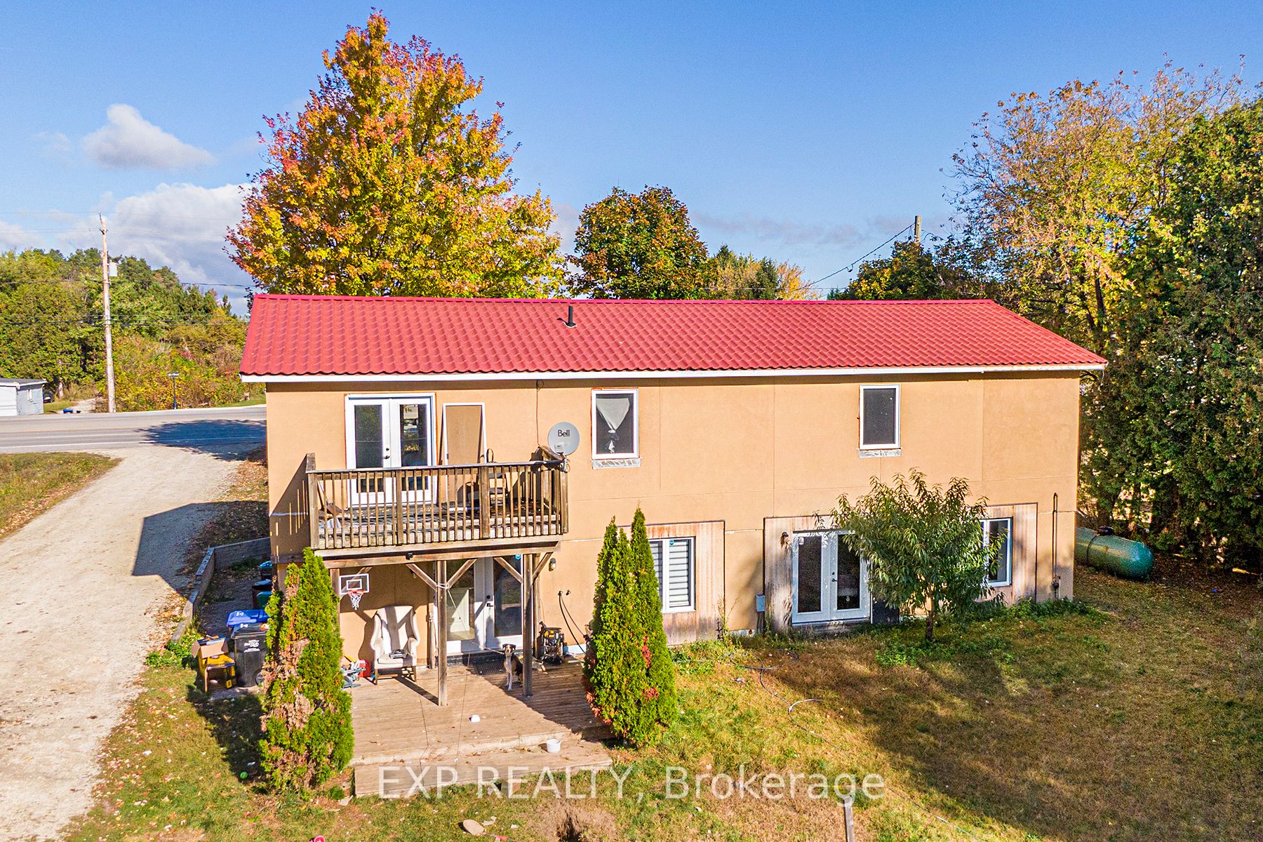 390 Mill St