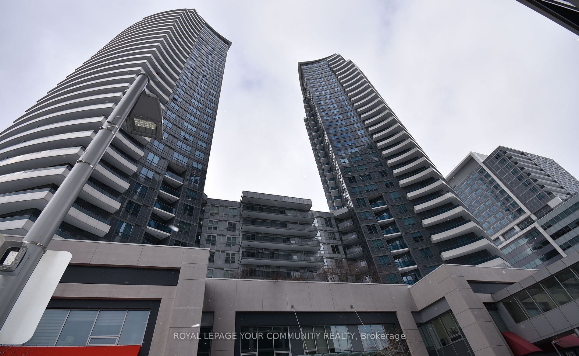 7161 Yonge St, #1023