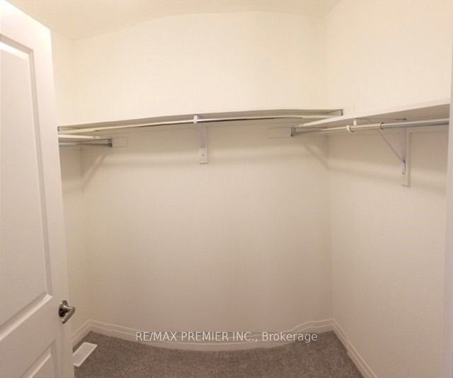 27 Casserley Cres