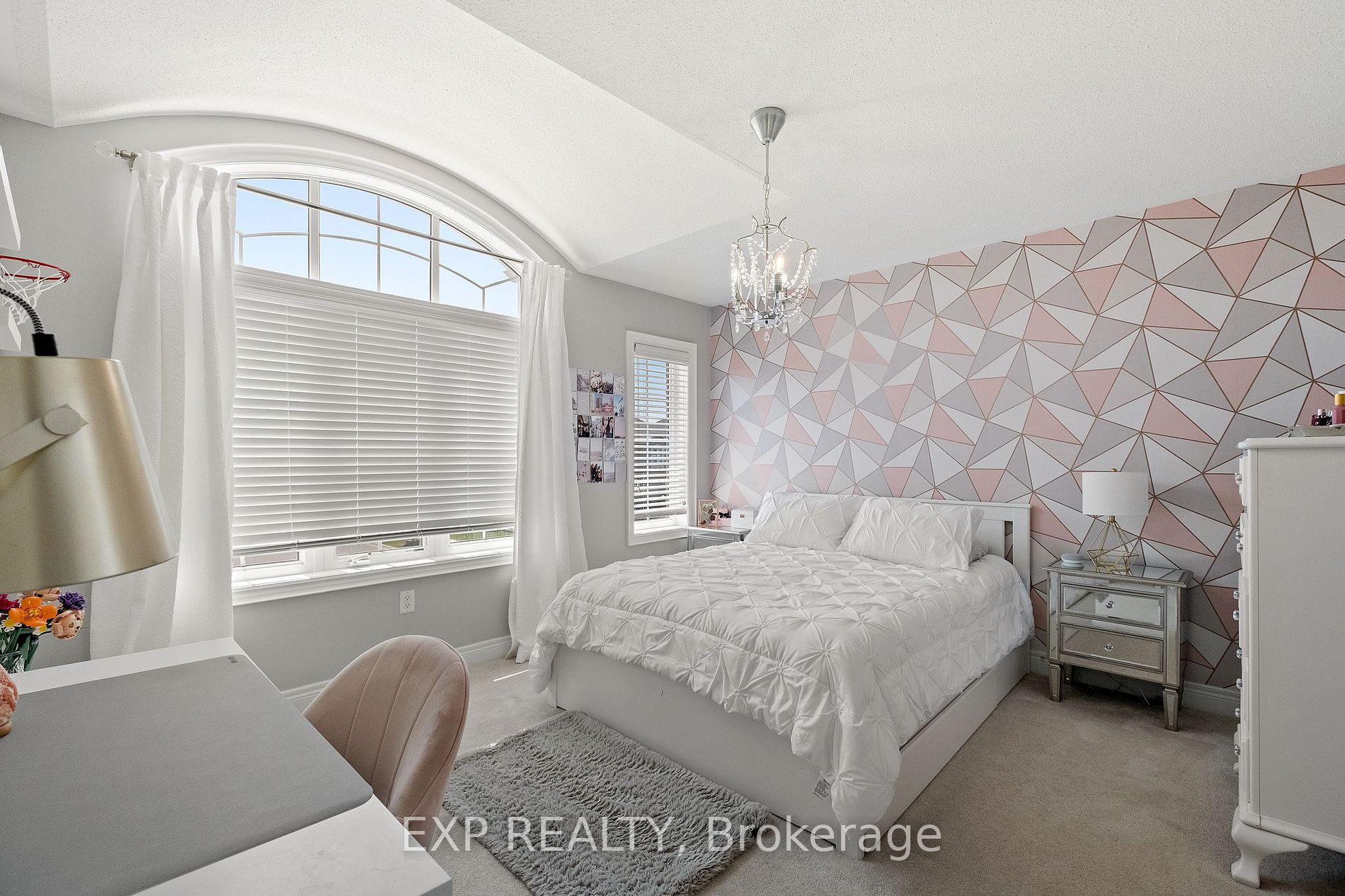 722 West Park Ave