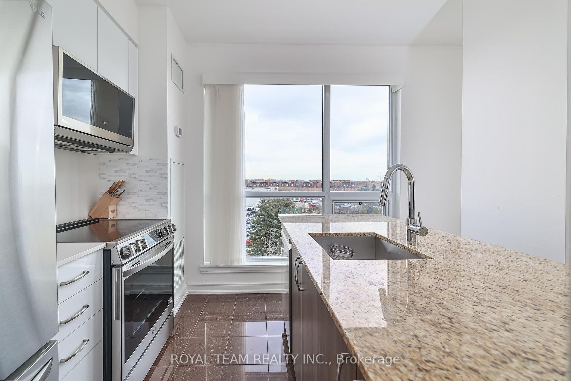 9205 Yonge Street, #NE-308