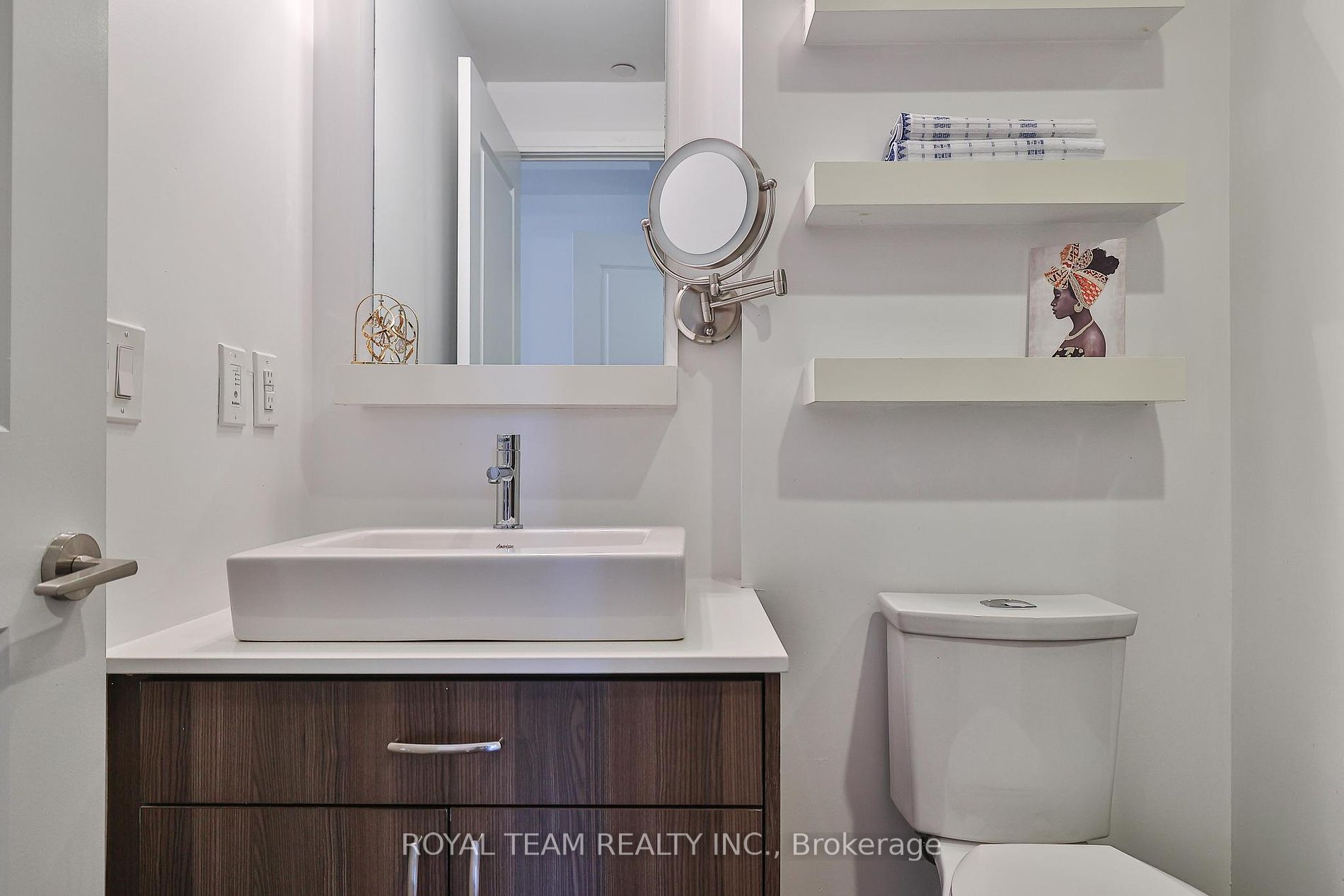 9205 Yonge Street, #NE-308