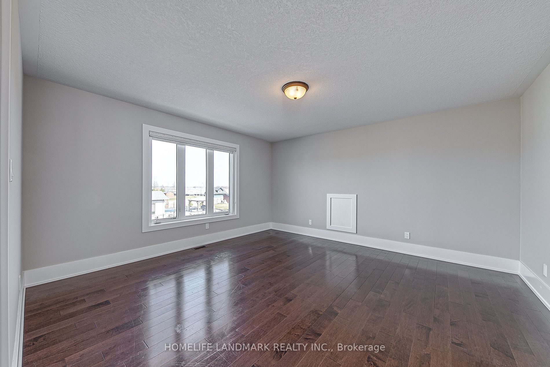 295 Sunnybrae Avenue