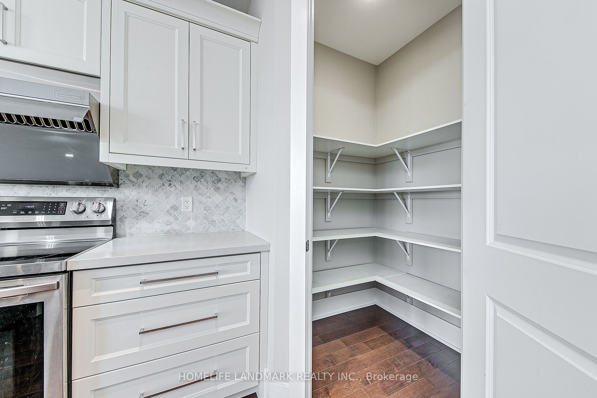 295 Sunnybrae Avenue