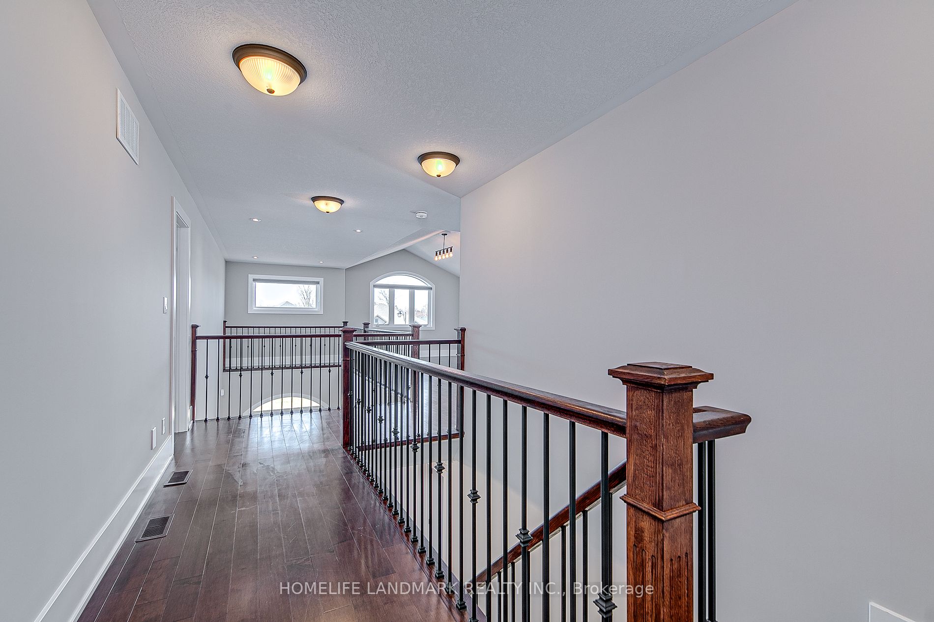 295 Sunnybrae Avenue