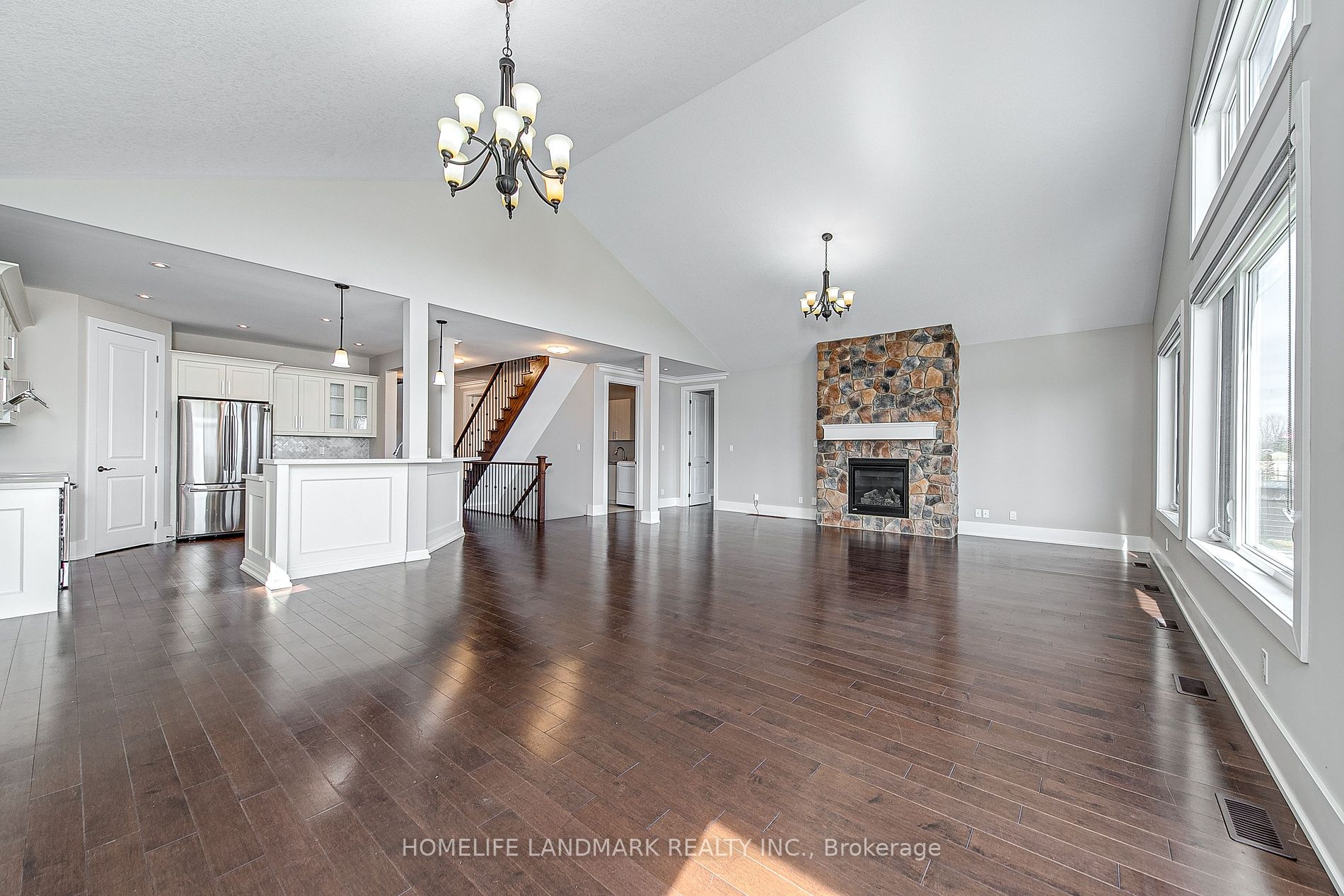 295 Sunnybrae Avenue