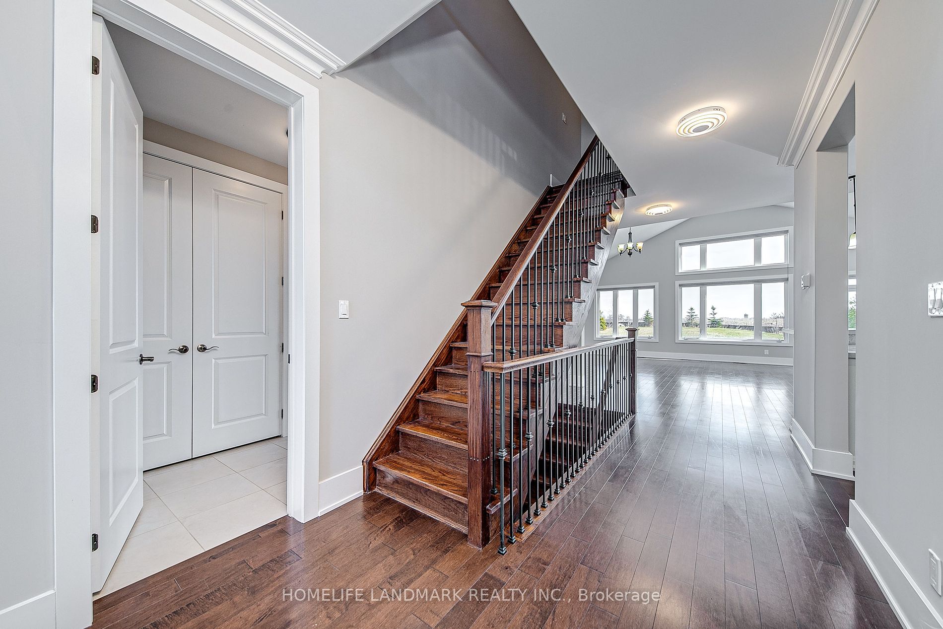 295 Sunnybrae Avenue