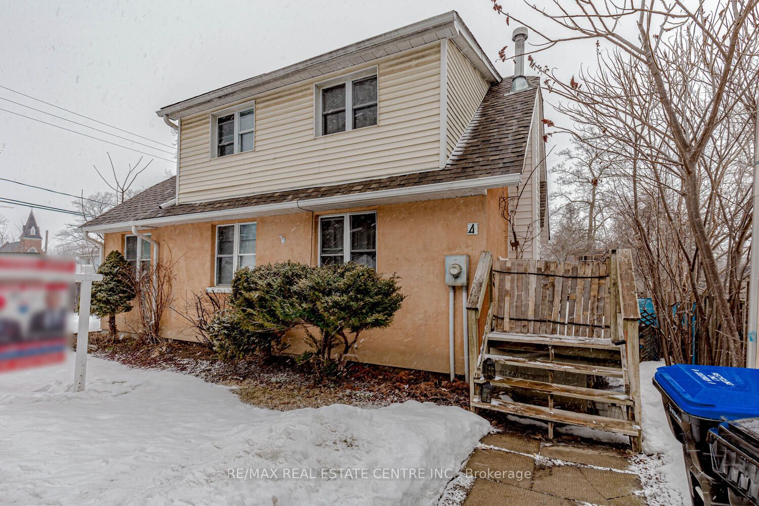 4 Greenaway St