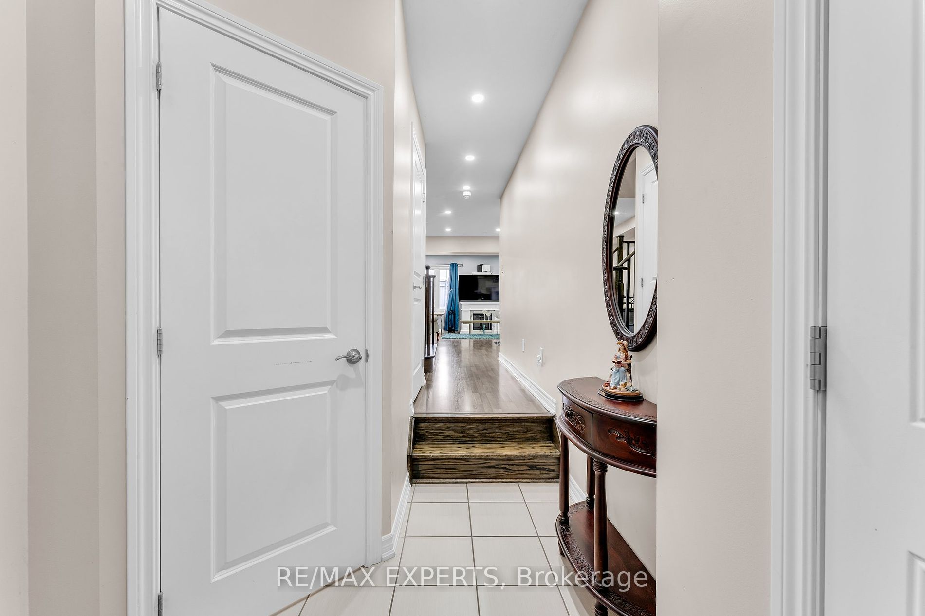 110 Knight St