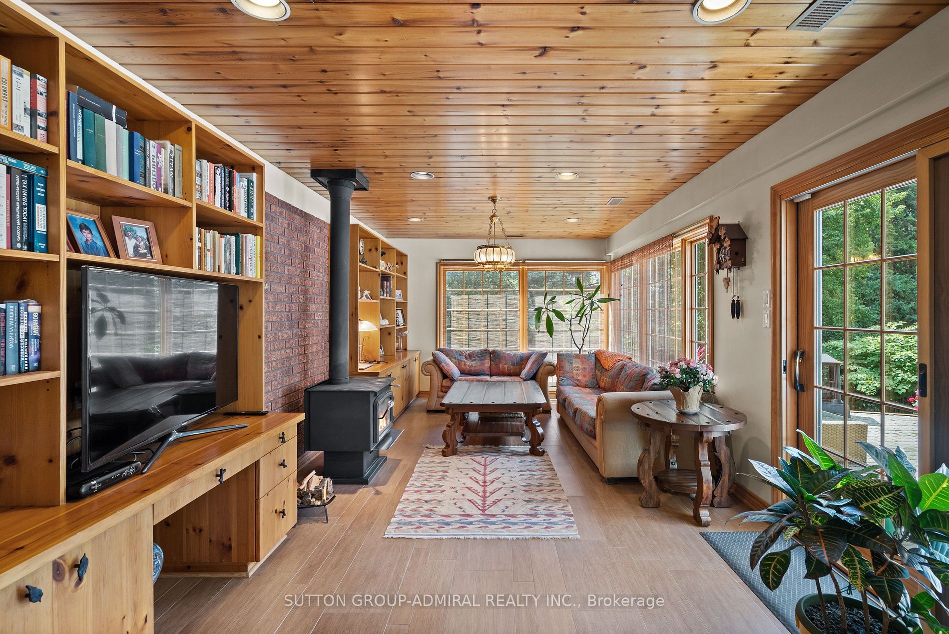109 Highland Lane