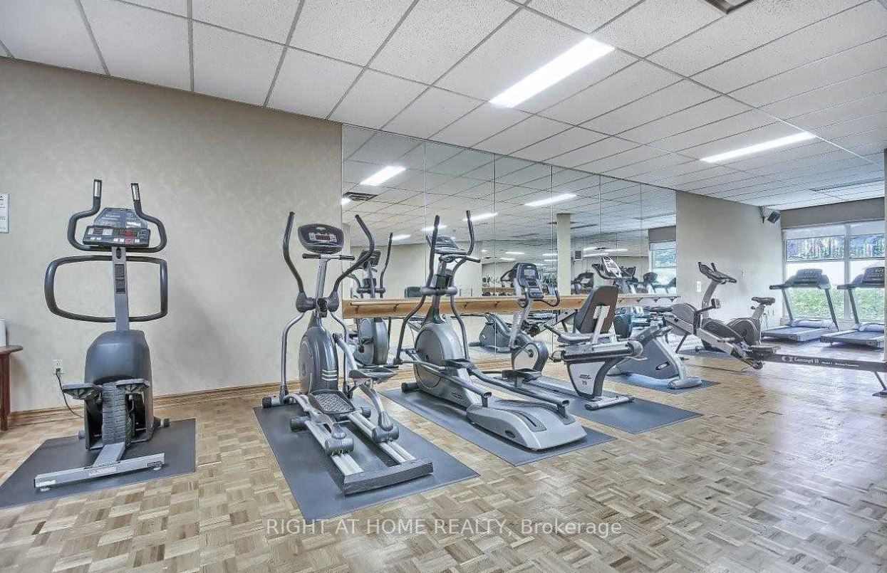 30 Harding Boulevard W, #1004
