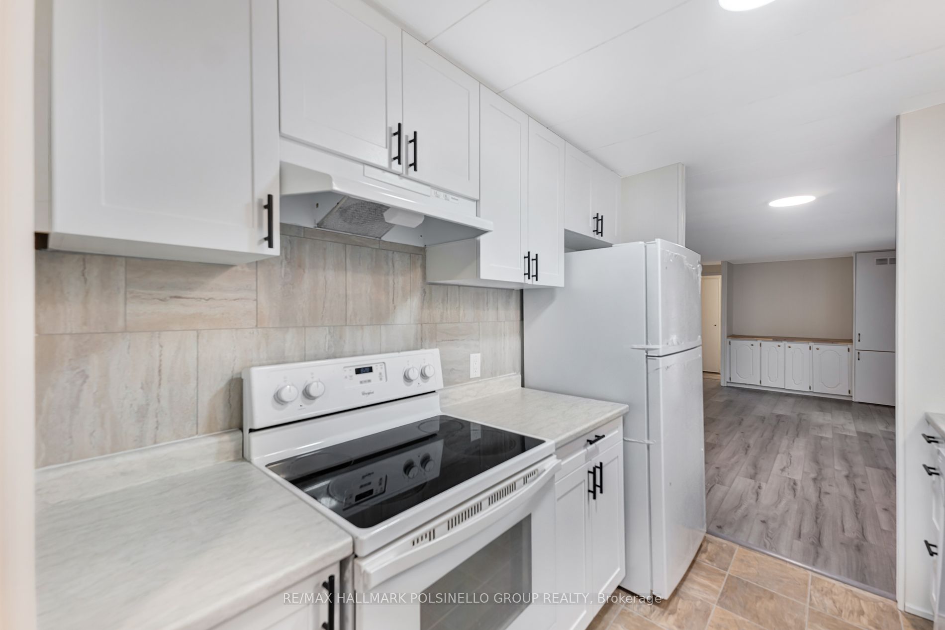 30 WEEPING WILLOW Drive