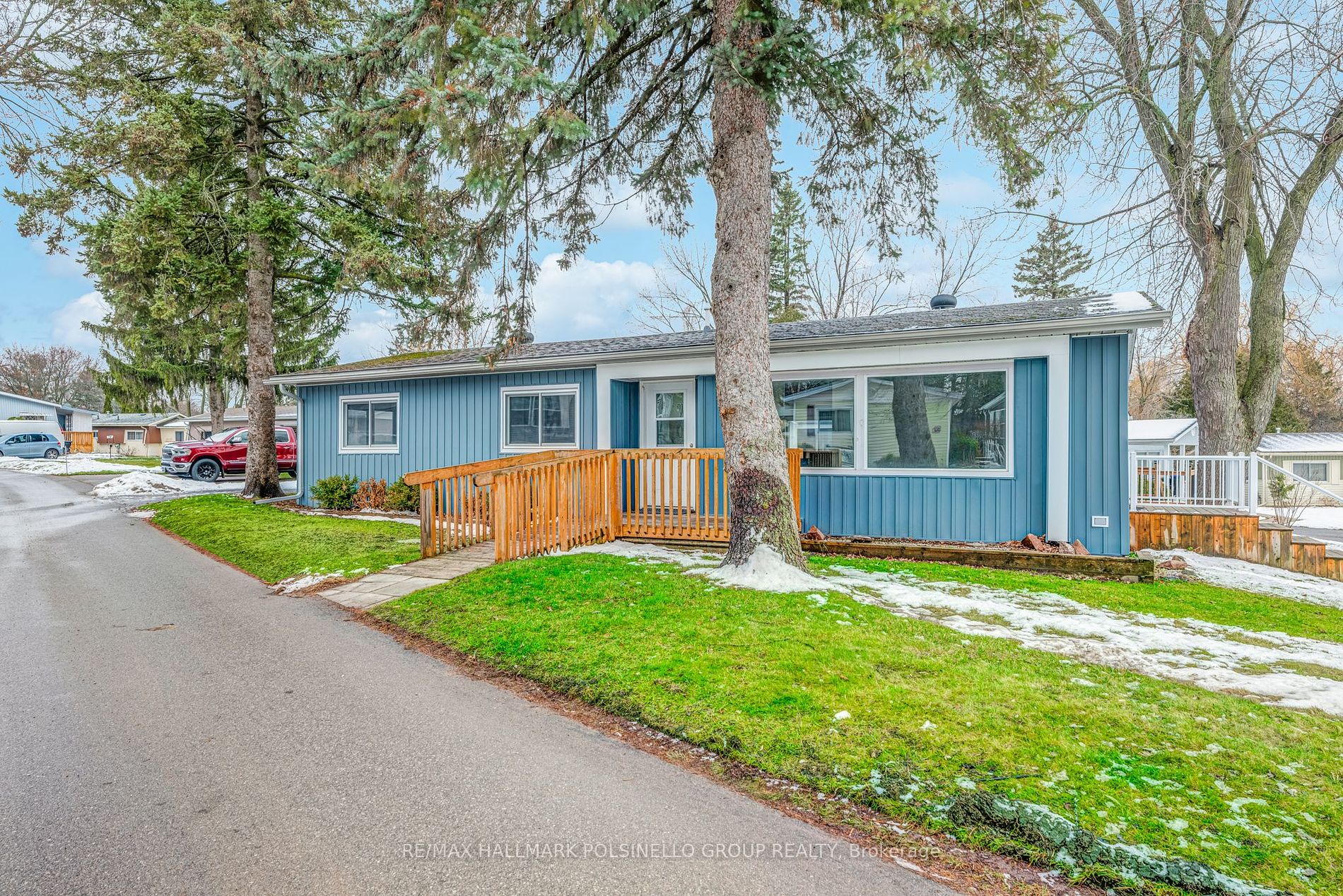 30 WEEPING WILLOW Drive