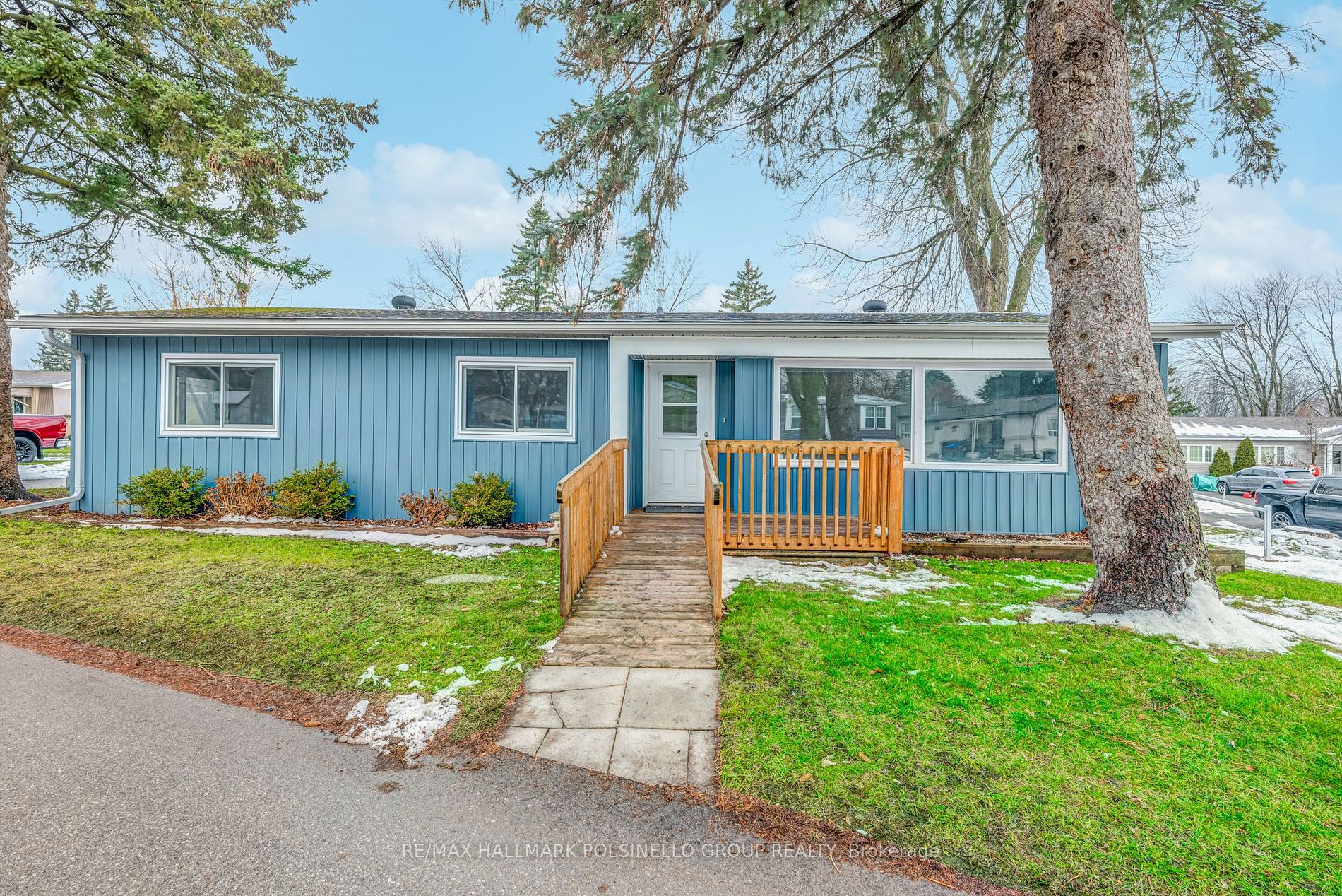 30 WEEPING WILLOW Drive
