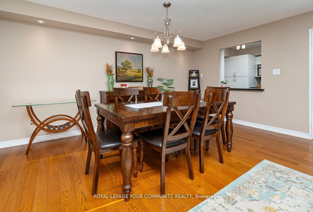 50 Inverlochy Boulevard, #309