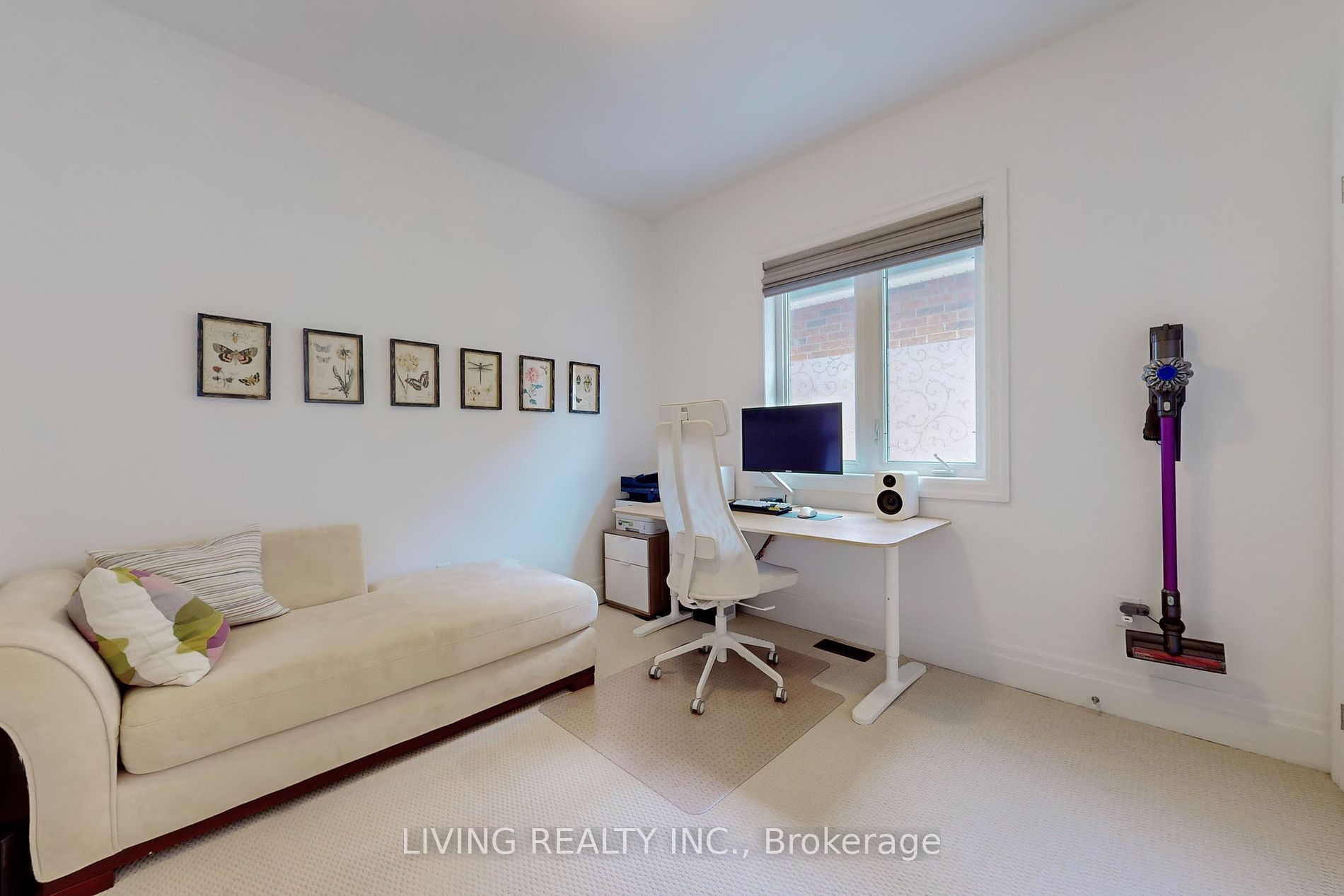 12 Plantain Lane