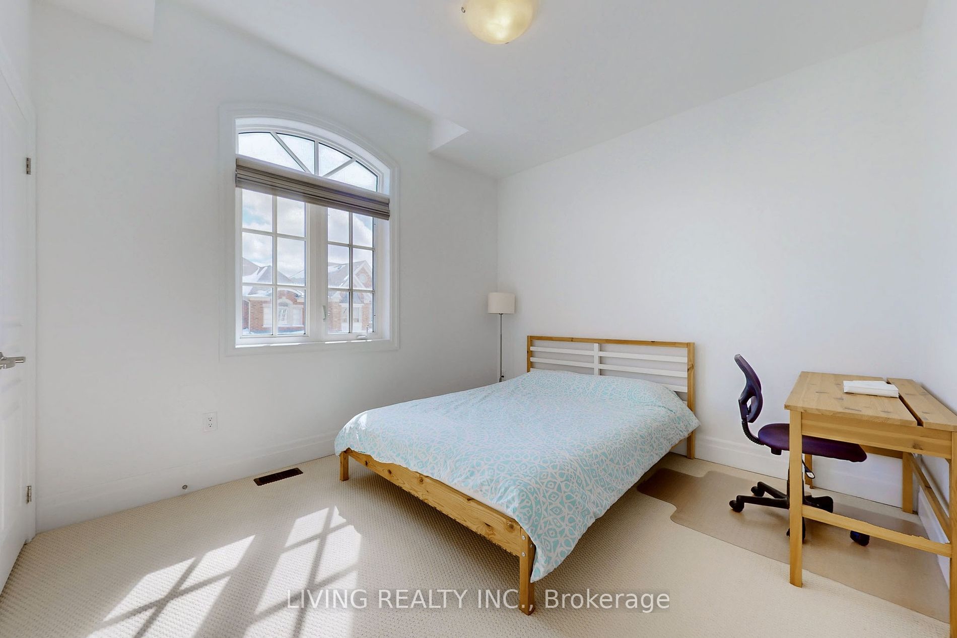 12 Plantain Lane