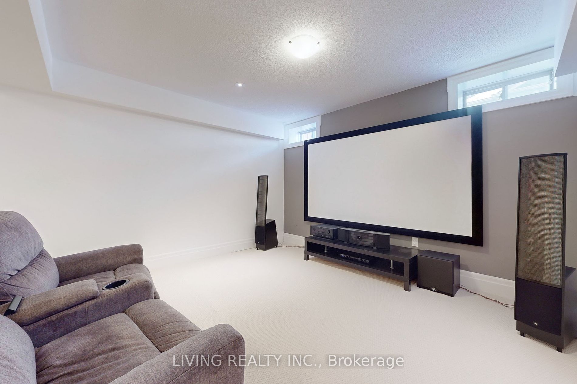 12 Plantain Lane