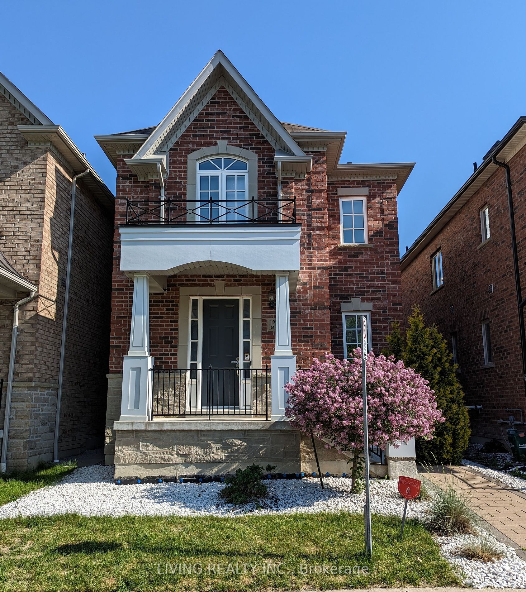 12 Plantain Lane
