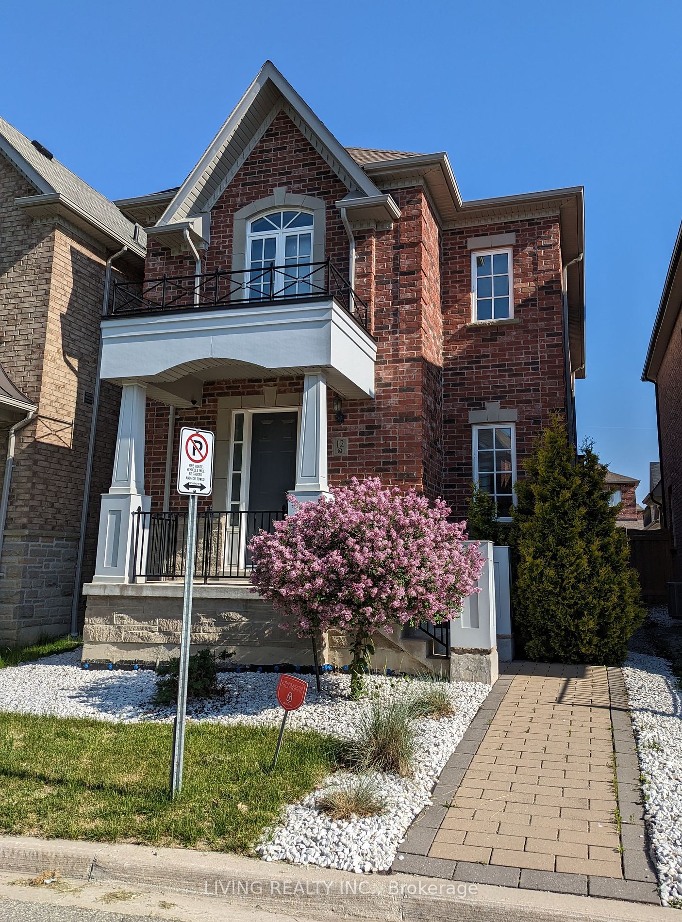12 Plantain Lane