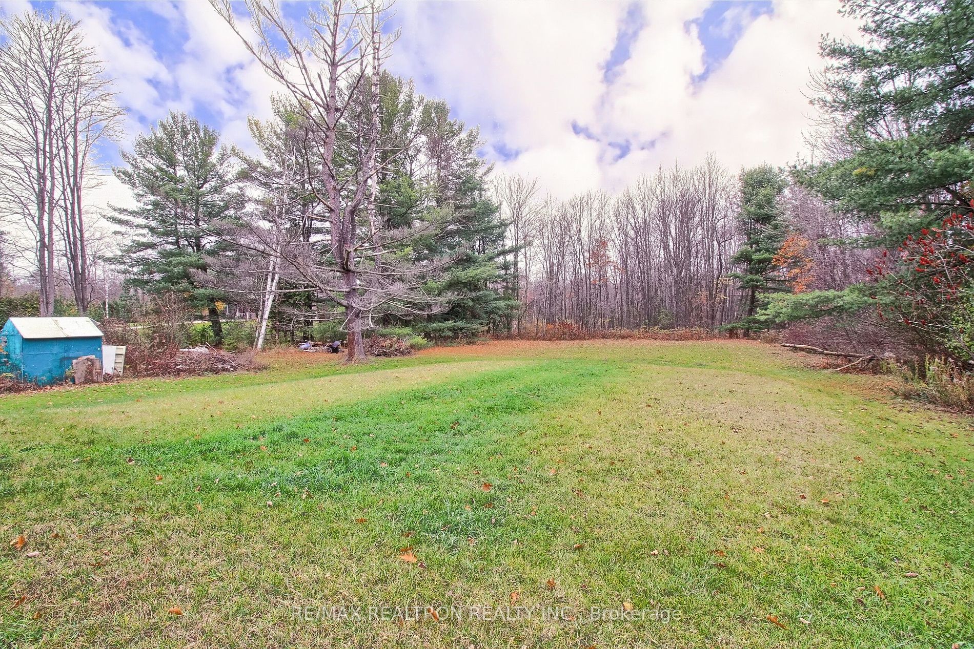 450 Queensville Side Road W