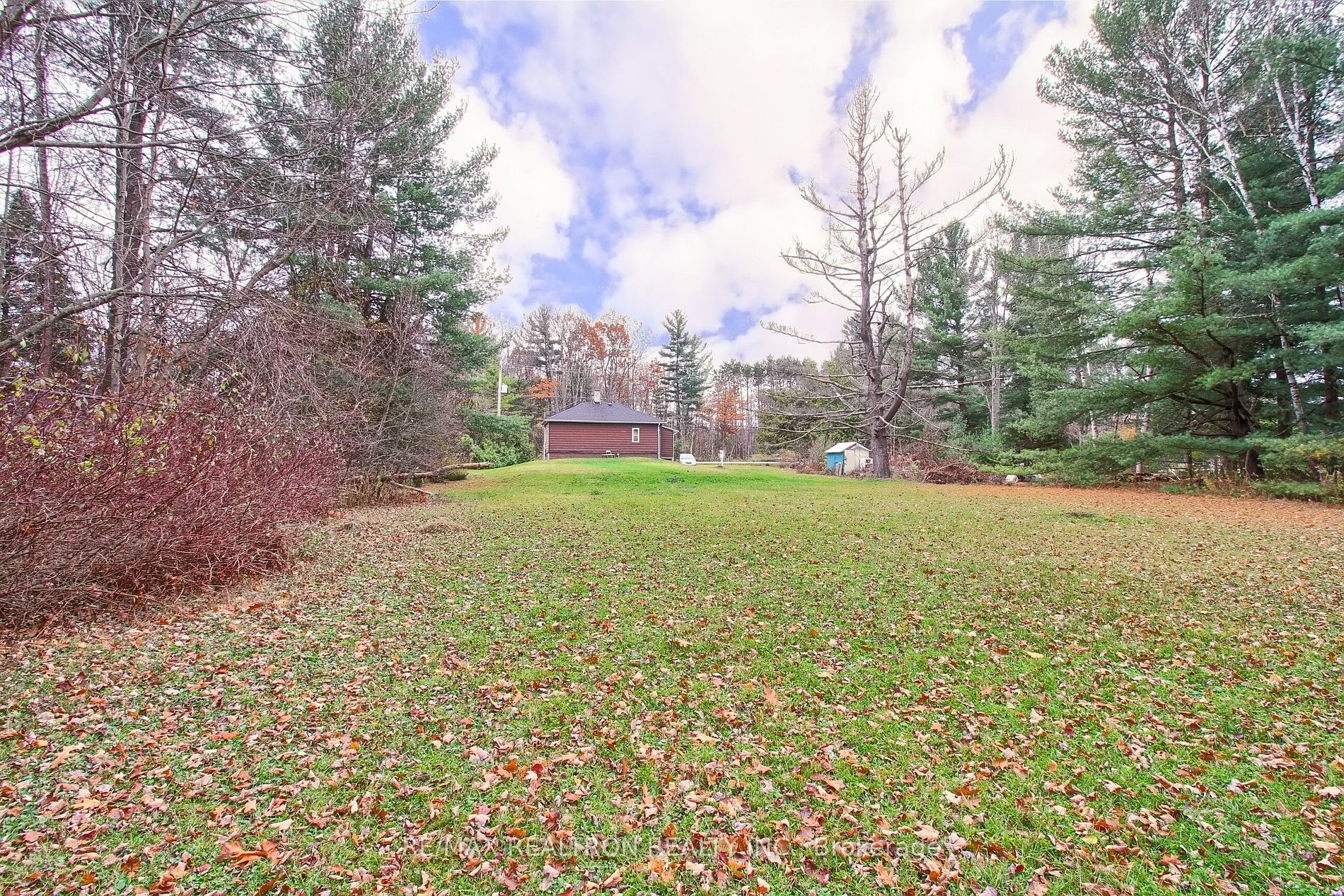 450 Queensville Side Road W