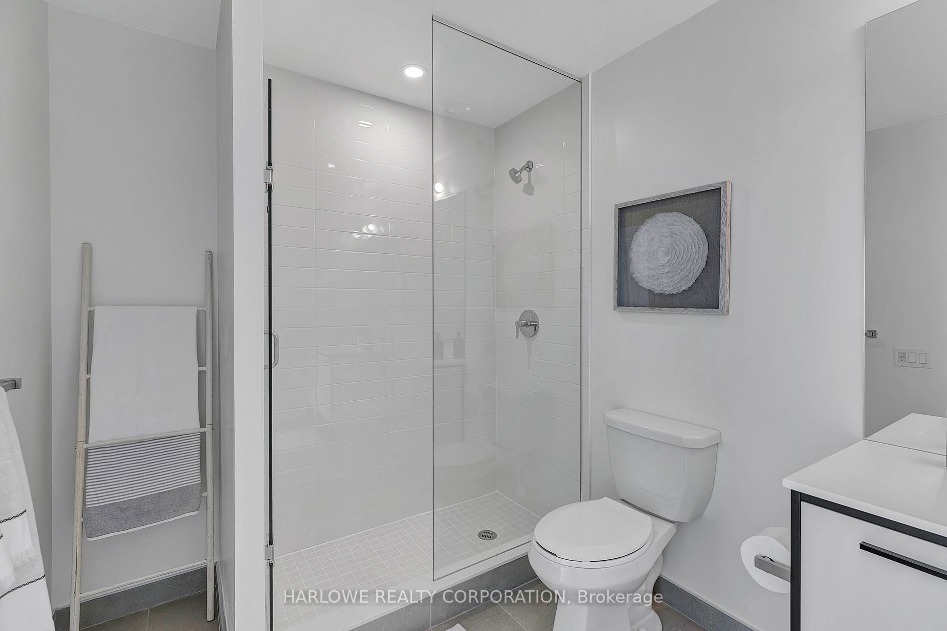 185 Deerfield Rd, #1306