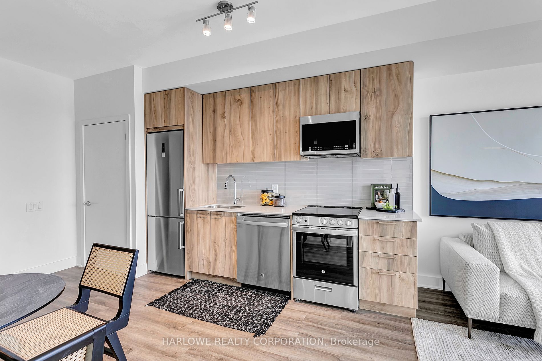 185 Deerfield Rd, #1306